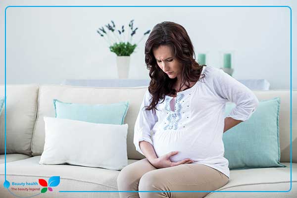 علاج آلام الظهر للحامل | الأسباب والأعراض و طرق العلاج